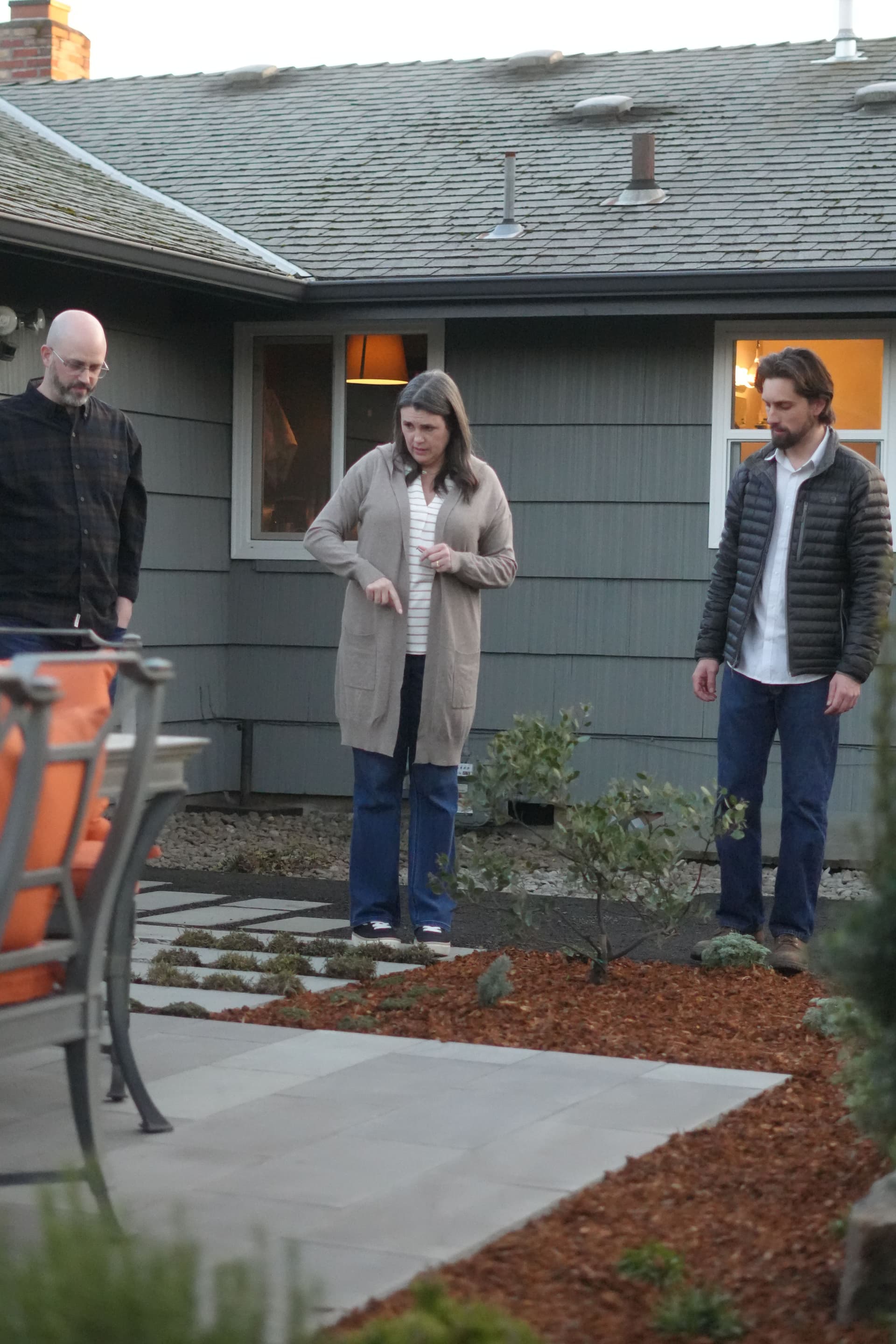 Gallery photos for Stunning Stone Patio and Garden Setup for Outdoor Living: Image #4